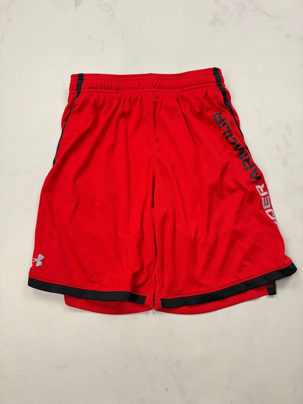 Under Armour Athletic Shorts Red Contemporary Street Style - Boys L